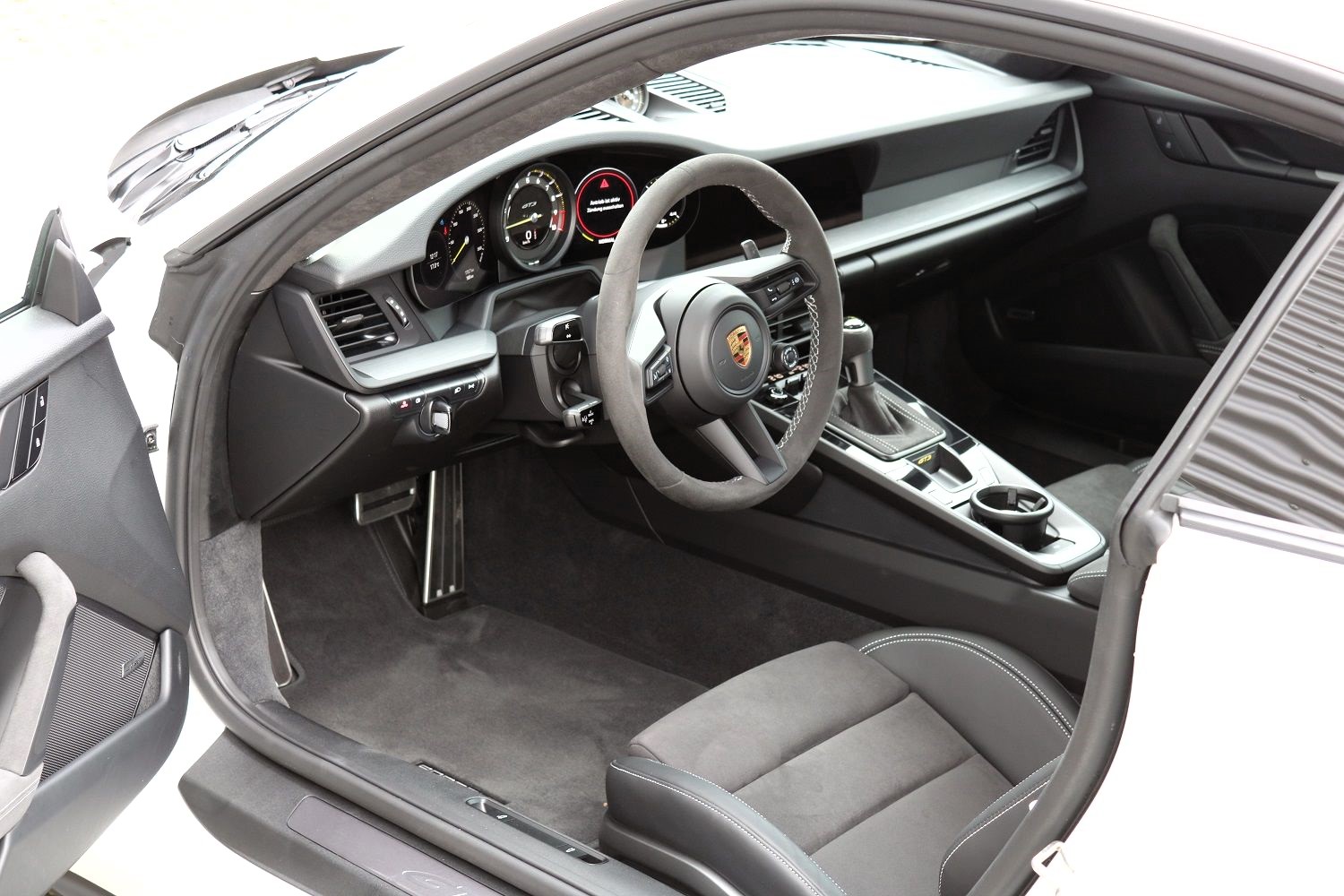Porsche 911 GT3 (992) – Fotografie 4